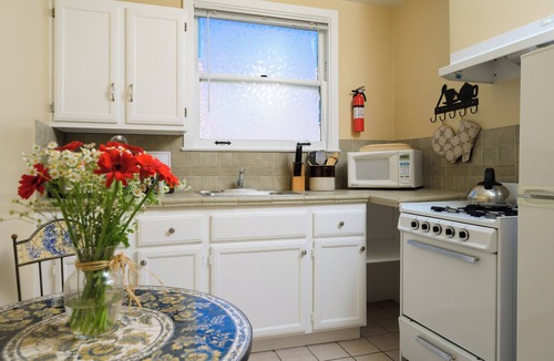 Marina District Hotel | Experience a Tranquil Oasis at Marina Motel -San Francisco's Best Kept Secret!