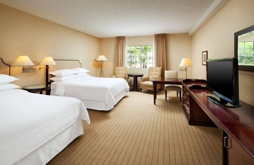 Anaheim Resort Hotel | Experience Disneyland in Style - Stay in a Castle Resort w/Garden | 2 Units