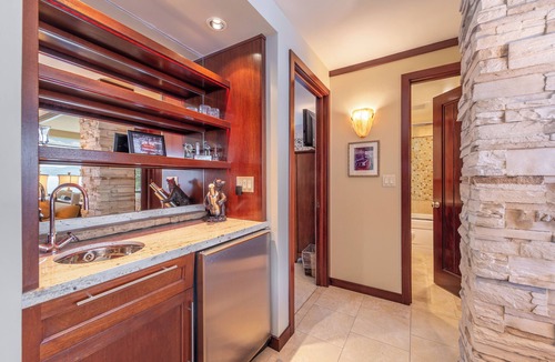 Brockway House | Experience the serene Lake Front Retreat at Brockway Springs Resort