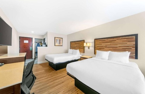 Central Sacramento Hotel | Explore Sacramento from This Quaint Room – 5-Min to Downtown