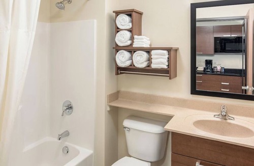 West Valley City Hotel | Explore Salt Lake/West Valley City – Room with Full Kitchen and Pet Friendly!