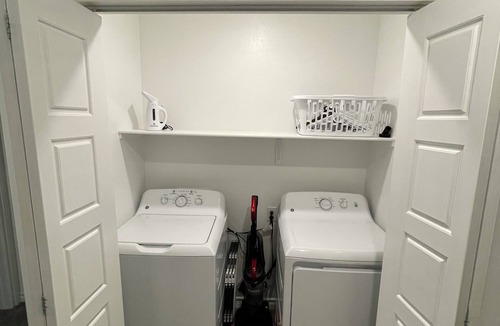 Centennial Hills House | Extended Stay 3 Bedrooms Cozy Townhouse Living