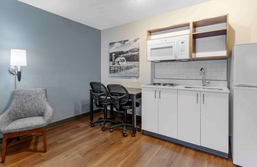 East San Mateo Hotel | Extended Stay America Suites San Francisco San Mateo SFO