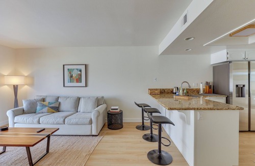 Spinnaker Hill House | Extended Stay Near Beach! Carlsbad Condo w/Pool
