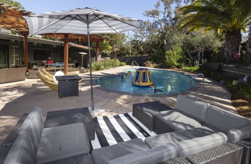 Downtown Monterey House | Extravagant Manor Close to Asilomar State Beach! Private Pool & Kitchen, Parking