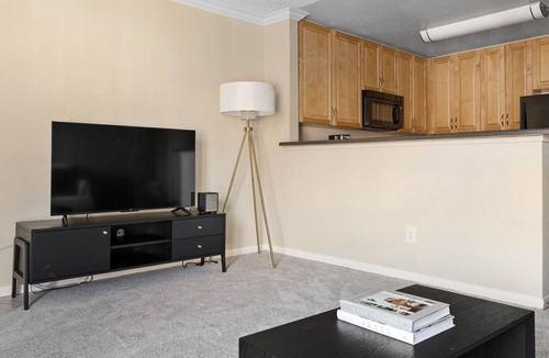 Rancho Penasquitos Apartment | Fab Rancho Penasquitos 2BR w/W/D, nr Parks & Trails, by Blueground