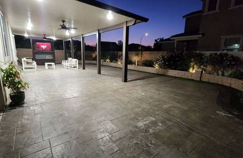 Riverside House | Fabulous 4-bedroom house with AC in Riverside