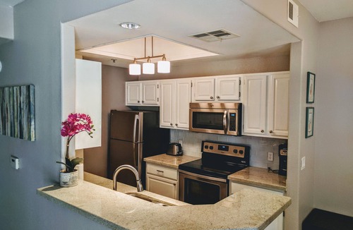 Central Scottsdale Condo | Fabulous Central Scottsdale Condo! Pickleball/Hiking/Golf/Pool Nearby and Onsite