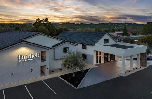 Atascadero Hotel | Fairfield by Marriott Inn & Suites Atascadero