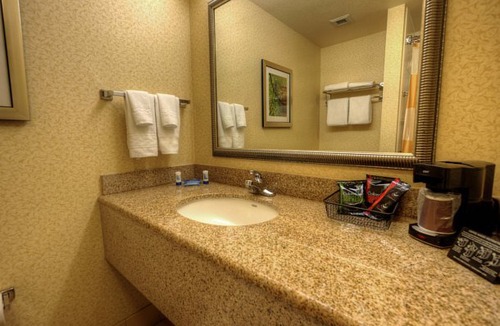 Sacramento Hotel | Fairfield Inn and Suites Sacramento Airport Natomas