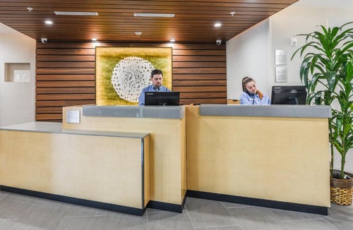 Rancho Cucamonga Hotel | Fairfield Inn & Suites Ontario Rancho Cucamonga