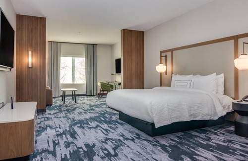Alviso Hotel | Fairfield Inn & Suites - King Suite