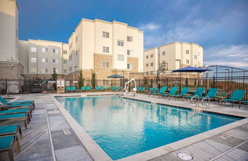 Alviso Hotel | Fairfield Inn & Suites - King