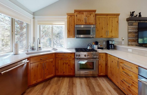 Overlook Park House | Fairway Retreat with Access to Exclusive Golf