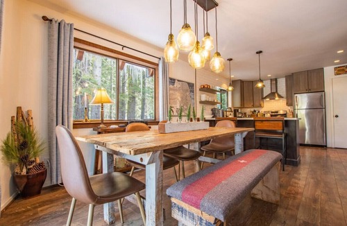 Kingswood Estates House | Family A-Frame w/Hot Tub & Game Loft near King’s Beach & Northstar