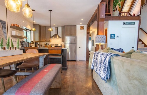 Kingswood Estates House | Family A-Frame w/Hot Tub & Game Loft near King’s Beach & Northstar