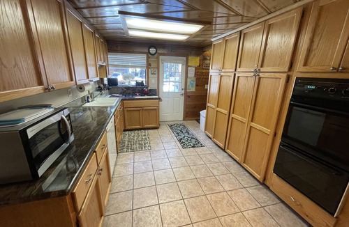 Bijou Park House | Family Cabin Near the Lake