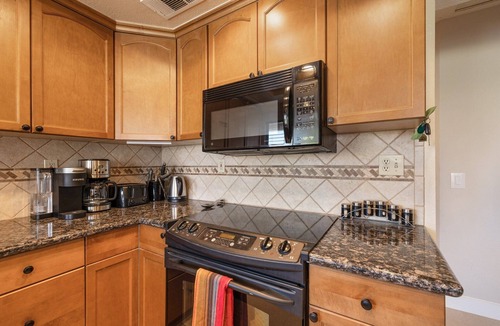 Palm Desert Condo | Family Desert Getaway