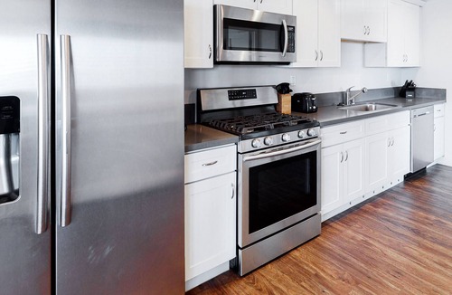 South Oceanside Condo | Family-Friendly Condo w/Beach Access, Free WiFi, and Private Washer/Dryer