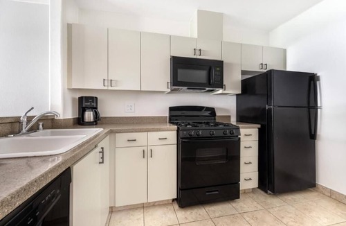 Canyon Corridor Hotel | Family-Friendly Villa in Palm Springs w/Pools, Spa & Palm Springs Adventure