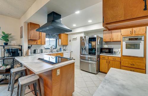 Roseburg House | Family-Friendly Winston Vacation Rental w/Deck!