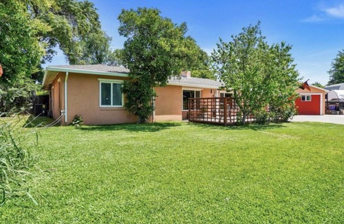 North Highlands House | Family & friends Getaway - Pool + RV
