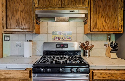 Kenwood House | Family Fun Retreat in Wine Country - Epic Game Room - Pool - Spa