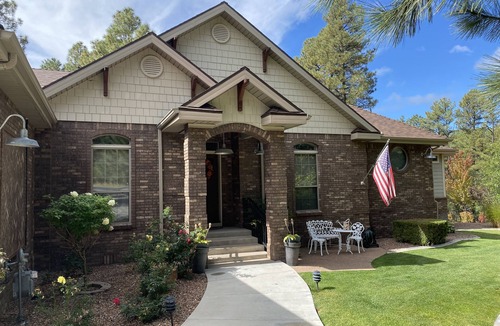 Sierra Pines House | Family Getaway in the Pines
