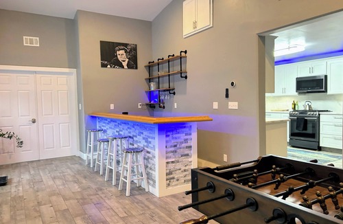 Jacoby Creek House | Family Oasis w/Hot Tub in Bayside