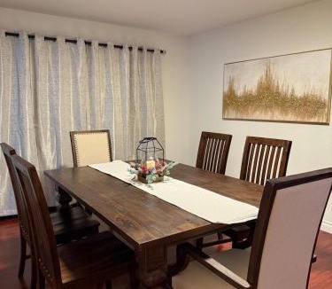 East San Jose House | FamilyFriendly 3BR Near Eastridge, Lake Cunningham