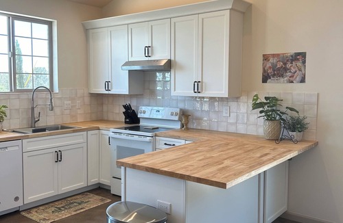 Nipomo Cottage | Fancy French Country cottage with large outdoor area & A/C in Sunny Nipomo