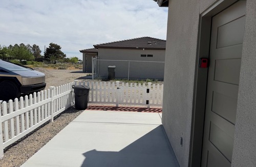 Pahrump Cabin | Fantastic 1-bedroom Brand Casita with AC in welcoming Pahrump