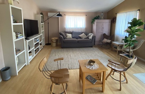 Vacaville House | Farm Stay : Barn Queen rooms