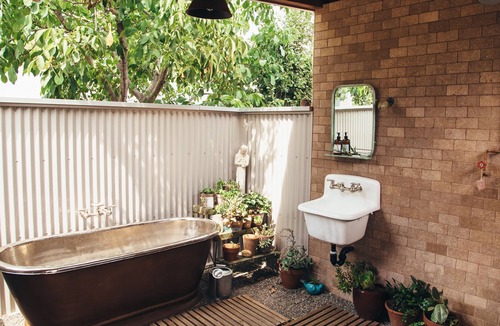 Vacaville House | Farm Stay : Barn Queen rooms