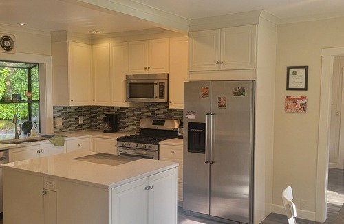 Gresham House | Farmhouse & Creekside Get-Away on hidden acreage in historical downtown Gresham.