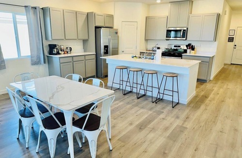 Fernley House | Fernley House-20 Min to USA Pkwy/Pets Welcome/4BR/Sleeps 11