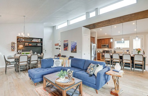 Flagstaff Cottage | Flagstaff Home w/Fire Pit + Hiking Trail Access!