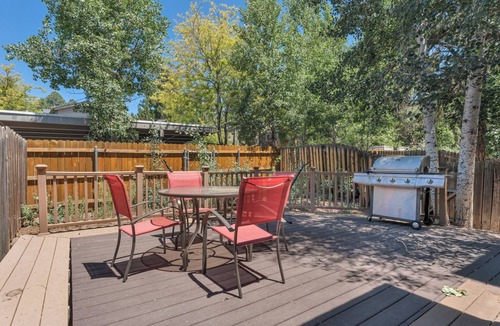 Woodlands Village House | Flagstaff Ponderosa Pines