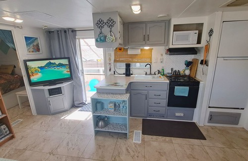 Fortuna Foothills House | Foothills Quiet Guest RV Home - Queen & Twin Bed, Dog Friendly, Fenced Yard, BBQ