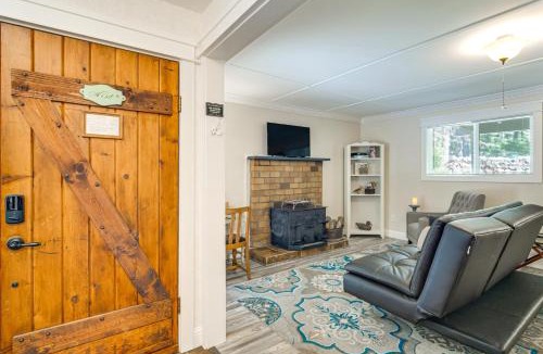 Klamath Falls House | Forest Cabin by Crater Lake & Klamath Falls