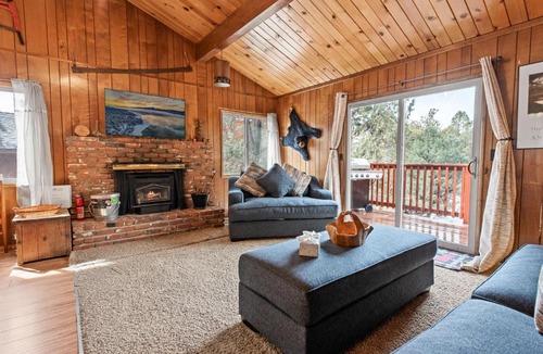 Whispering Forest House | Forest Edge Retreat