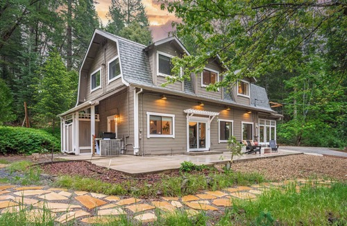 Nevada City House | Forest Retreat - 5 Acres, Freshly Remodeled