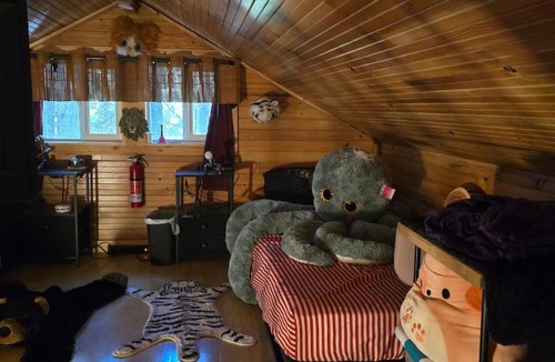 Molalla Ski Chalet | fort Stephens