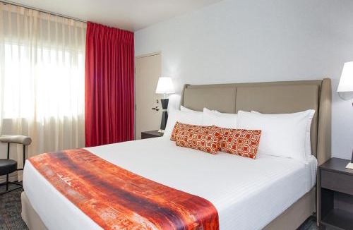 Downtown Las Vegas Resort | Four Queens Hotel and Casino