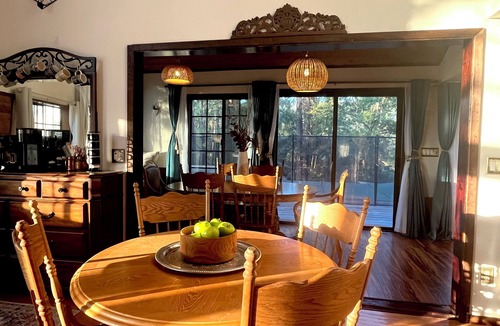 O'Brien Cabin | Foxfell At Shasta Lake: 4 Acre Retreat, Pet Friendly, WIFI, 360 Nature Views