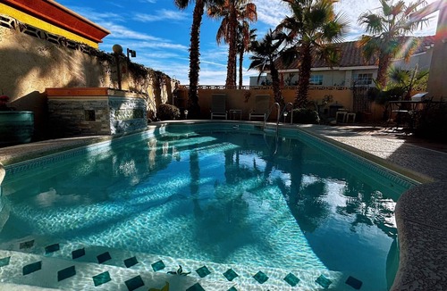 Spring Valley House | Fragrant Finnish Sauna & Amazing Private Pool with French 3 Bedrooms