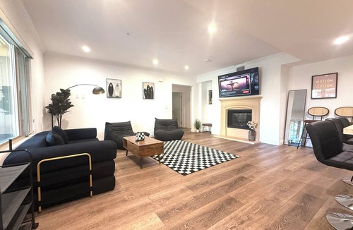 Lamanda Park Apartment | Free Garage parking and spacious APT in phenomenal Pasadena