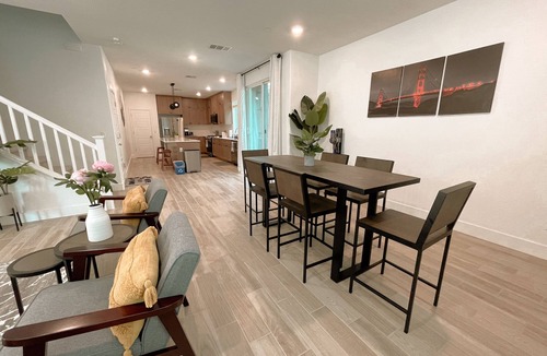 Clovis House | Fresh modern home-gated community with large pool-near Copper River