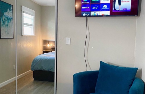 Golden Hill House | Freshly Remodeled 3bd/1ba Home in Golden Hill!!
