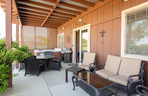 Templeton House | Frontier Resort
